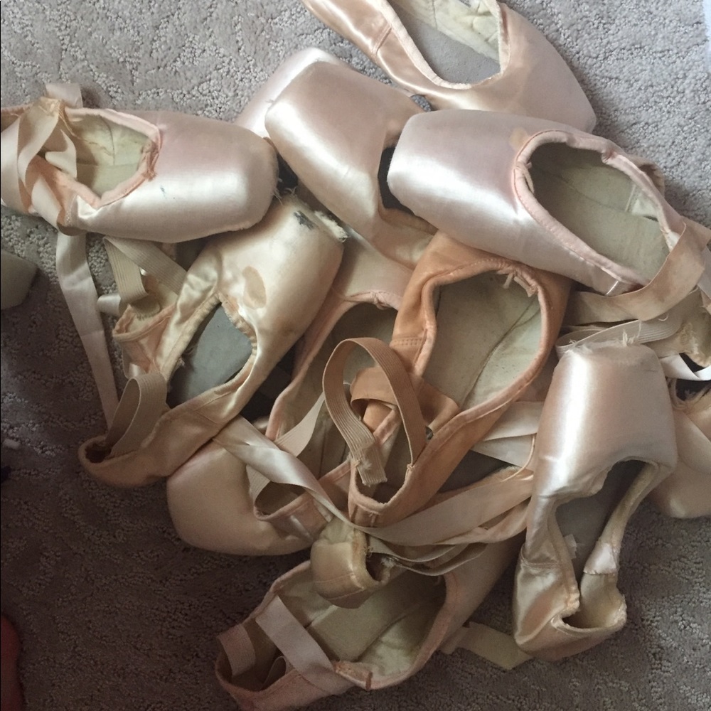 Used pointe shoes for art purposes